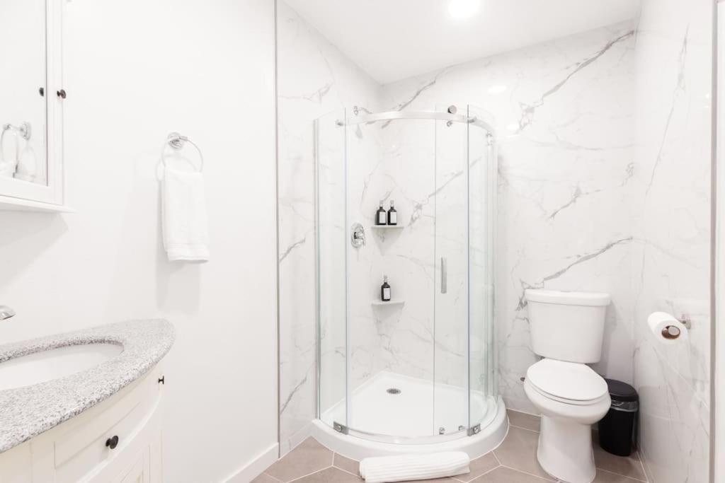 Apartment Cozy & Modern 1st-fl San Diego